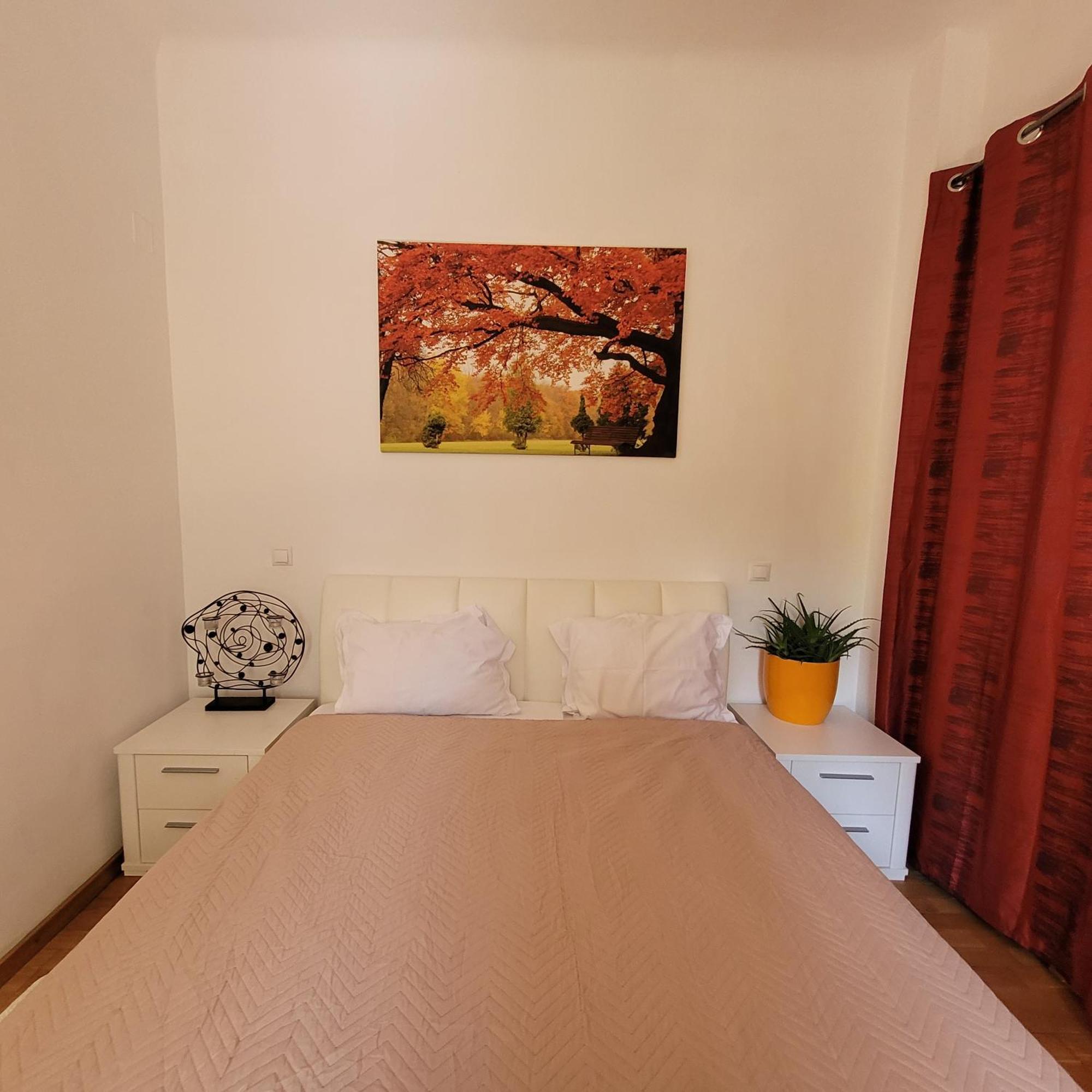 Anastasia Balcescu Apart 4 Self Check In Code From 2Pm Kitchen And Bedroom Boekarest Buitenkant foto